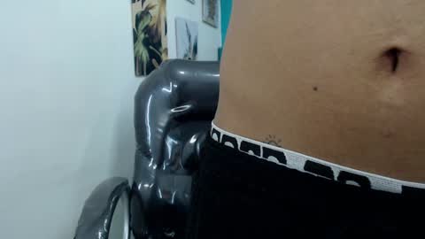 Noha Scott online show from 12/24/24, 02:43