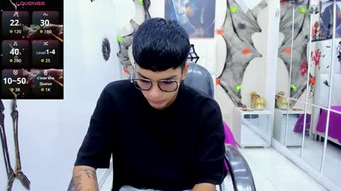 Noha Scott online show from 10/23/25, 11:35