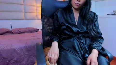 Snapshot of nohemi_louse chatting on 07/14/26, 02:05 Nohemi online show from 07/14/26, 02:05