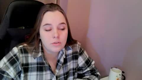 Snapshot of noir_ember_ chatting on 11/28/25, 12:41 noir_ember_ online show from 11/28/25, 12:41