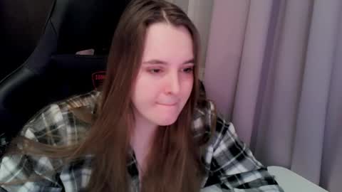 noir_ember_ online show from 02/19/26, 06:26