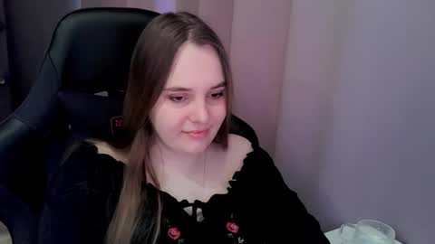 noir_ember_ online show from 03/04/26, 09:15