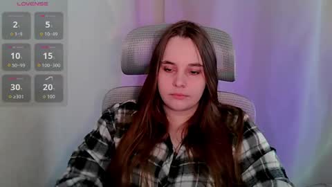 noir_ember_ online show from 05/20/26, 03:40