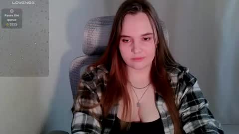 noir_ember_ online show from 07/14/26, 05:56