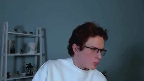 cool Kai online show from 02/02/26, 08:07