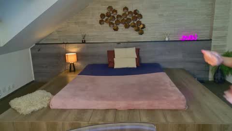 Liz online show from 03/01/26, 05:09