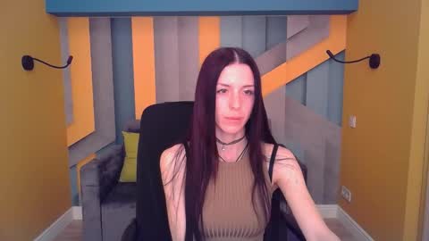 NoirDiva online show from 05/04/26, 05:47