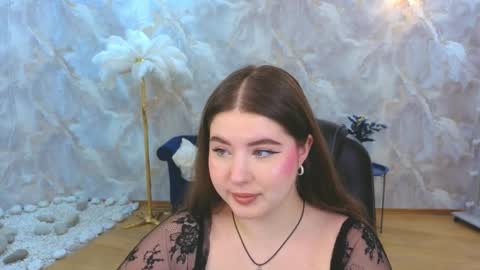 Snapshot of noirwhisper chatting on 11/20/25, 06:40 noirwhisper online show from 11/20/25, 06:40