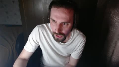 Snapshot of noise_zero chatting on 10/24/25, 05:42 Noise Zero online show from 10/24/25, 05:42