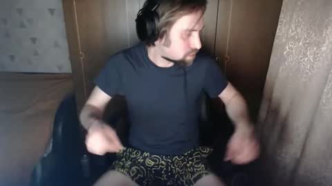 Snapshot of noise_zero chatting on 11/08/25, 11:25 Noise Zero online show from 11/08/25, 11:25