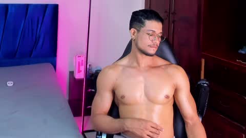 Im Nolan  online show from 04/01/26, 08:17