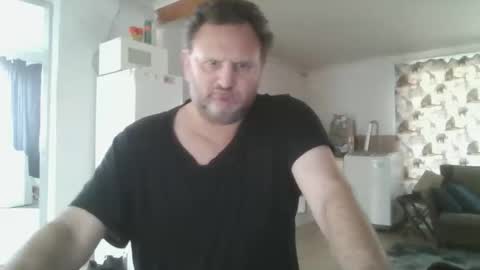 Nollie online show from 04/19/26, 06:35