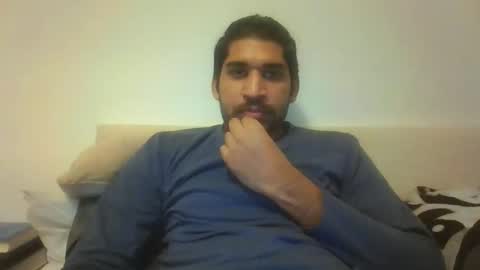 Snapshot of nomaii246 chatting on 12/16/25, 02:00 nomaii246 online show from 12/16/25, 02:00