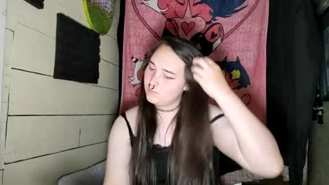 nonbinarybeauty20 online show from 06/23/26, 03:26