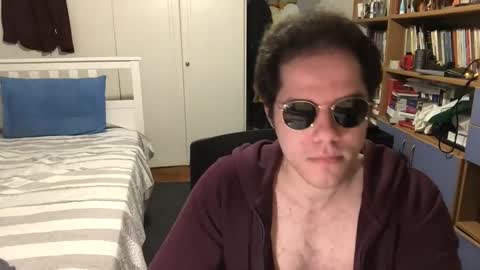 Snapshot of nongay379444 chatting on 12/19/24, 09:28 nongay379444 online show from 12/19/24, 09:28