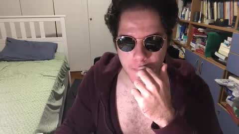 Snapshot of nongay379444 chatting on 01/02/25, 04:35 nongay379444 online show from 01/02/25, 04:35