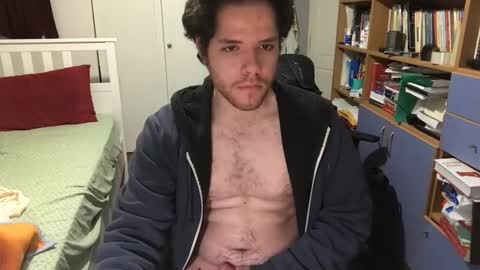 Snapshot of nongay379444 chatting on 01/27/25, 07:03 nongay379444 online show from 01/27/25, 07:03