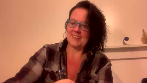 NoNipsAllDrip online show from 05/18/26, 06:08