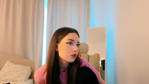 Syndney online show from 04/03/26, 04:43