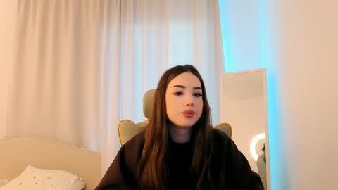 Syndney online show from 04/13/26, 04:51