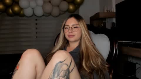 Snapshot of noorthernlightss chatting on 11/06/25, 07:09 Ara online show from 11/06/25, 07:09