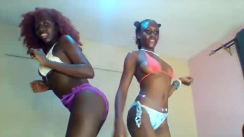 Snapshot of norababy20 chatting on 04/27/26, 03:48 Norababy20 online show from 04/27/26, 03:48
