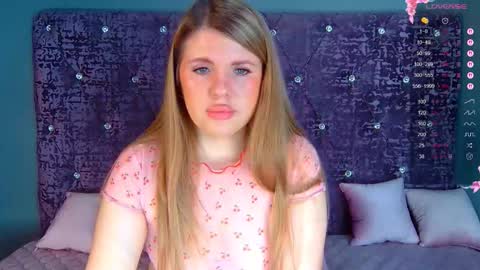 Nora online show from 02/19/26, 02:51