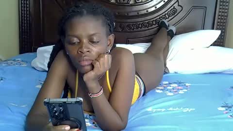 norah_pure online show from 09/16/25, 06:25