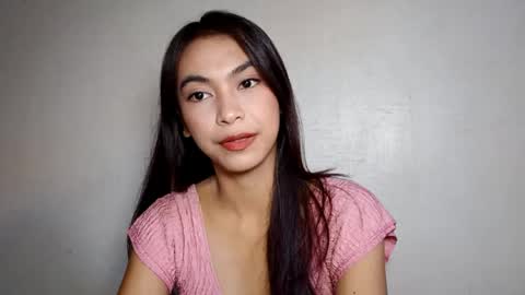 Snapshot of norahpatry chatting on 04/16/26, 12:00 Natsu online show from 04/16/26, 12:00