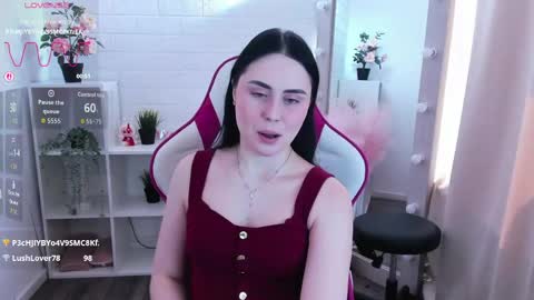 Nora online show from 04/23/26, 05:41