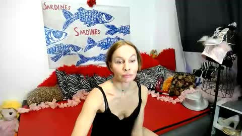 Nora online show from 05/27/26, 09:23