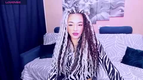 NoraSun online show from 12/19/25, 04:58