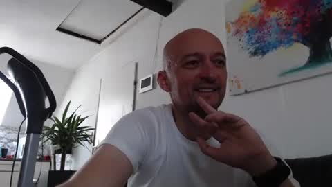 nordicrunner76 online show from 05/21/26, 11:06
