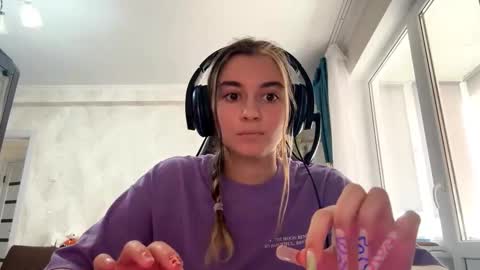 Snapshot of norinefrymyer chatting on 02/24/26, 10:02 Elena online show from 02/24/26, 10:02