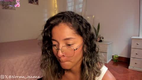 Snapshot of norma_jeaane chatting on 01/21/25, 08:32 Norma Jeaane online show from 01/21/25, 08:32