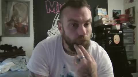 Snapshot of norsirish chatting on 09/27/25, 03:50 norsirish online show from 09/27/25, 03:50