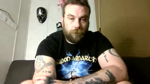 Snapshot of norsirish chatting on 10/25/25, 12:13 norsirish online show from 10/25/25, 12:13