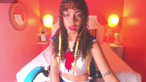 Snapshot of north_sweet_ chatting on 10/31/25, 08:43 N O R T H online show from 10/31/25, 08:43