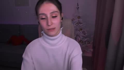 Hazel online show from 01/15/25, 10:02