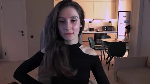 Hazel online show from 09/14/25, 01:43