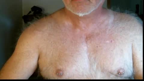 northcountryguy762 online show from 10/28/25, 01:58