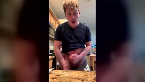 Snapshot of northofsouth_xxx chatting on 04/13/26, 12:10 northofsouth_xxx online show from 04/13/26, 12:10