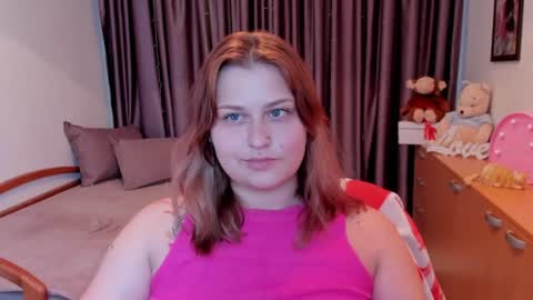 Snapshot of nortystaar chatting on 07/02/26, 02:11 NORA online show from 07/02/26, 02:11