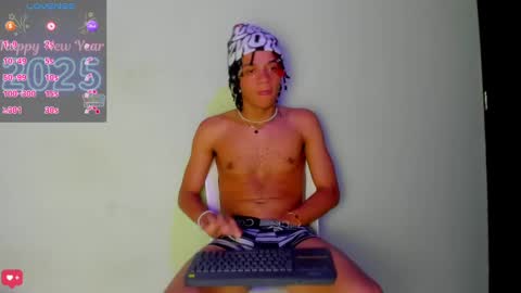 HOFFMAN online show from 01/07/25, 03:44