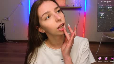 Hello My name is Helene NTMU  Finger up if u like what u see online show from 12/15/24, 05:20