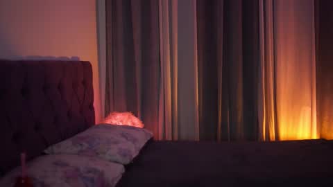 Snapshot of notamericanpie23 chatting on 02/14/26, 07:43 Tina online show from 02/14/26, 07:43