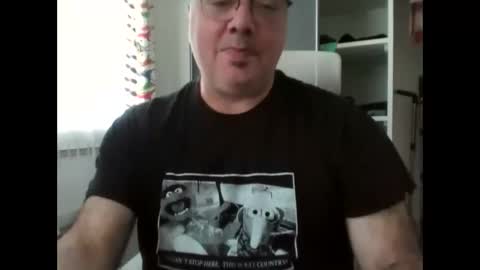 sweet bear online show from 02/14/25, 07:59