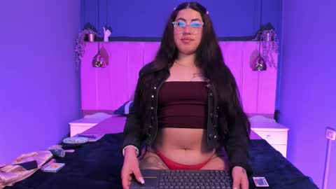 Snapshot of nouur_ chatting on 03/28/26, 05:51 Nour online show from 03/28/26, 05:51