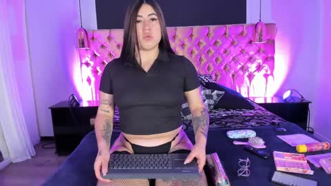 Snapshot of nouur_ chatting on 04/02/26, 05:05 Nour online show from 04/02/26, 05:05