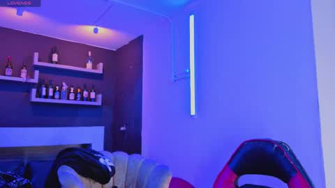 Nova Salvatore online show from 04/18/26, 02:59